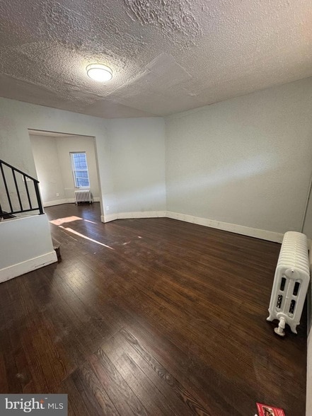 Building Photo - 4338 N Franklin St