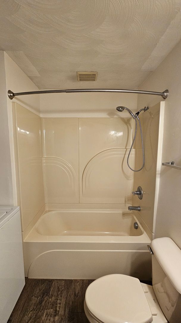 Building Photo - 3306-3308 Shelley Dr