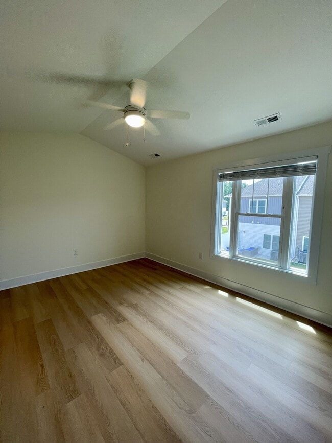 Building Photo - 556 Leesville Rd