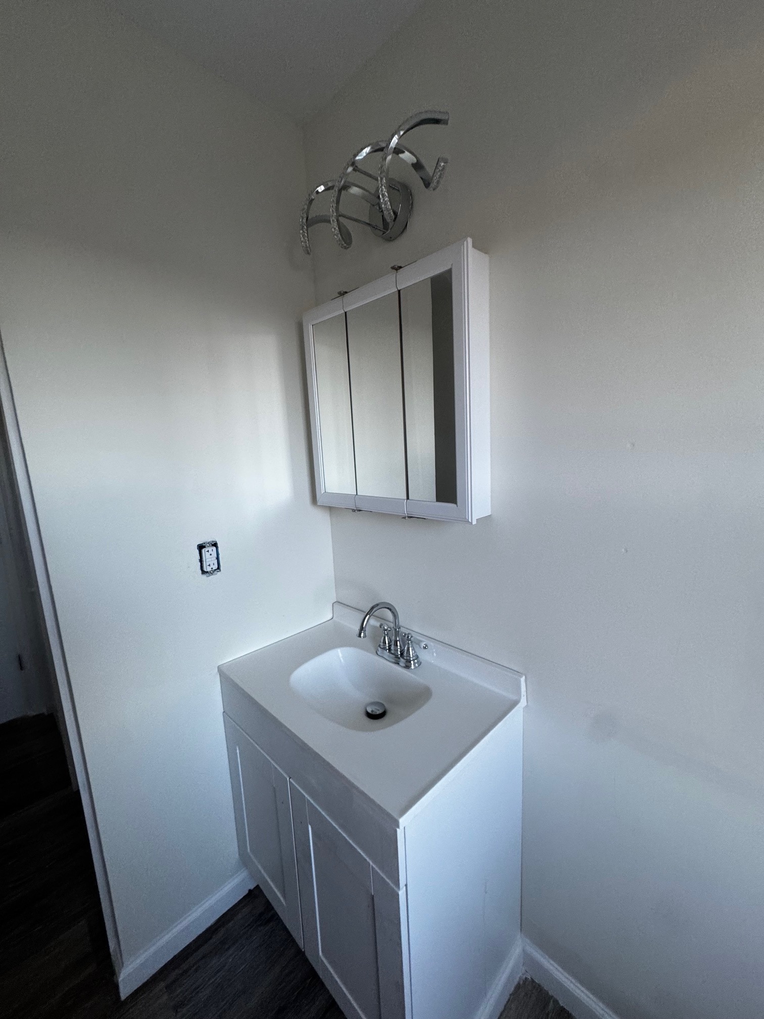 Building Photo - 23 Old Lake Rd