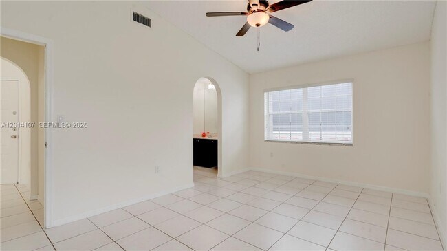 Building Photo - 6410 SW 112th Pl