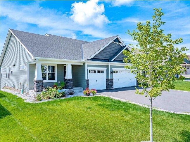 Building Photo - 1430 Nutmeg Cir
