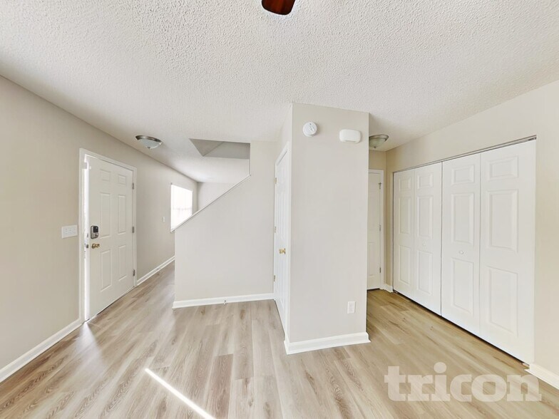 Building Photo - 540 Halleck Ln