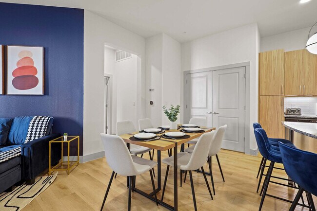 Building Photo - 13701 Montfort Dr