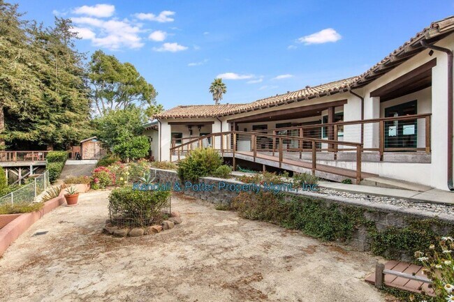 Building Photo - Executive Coastal Living at the Historic P...