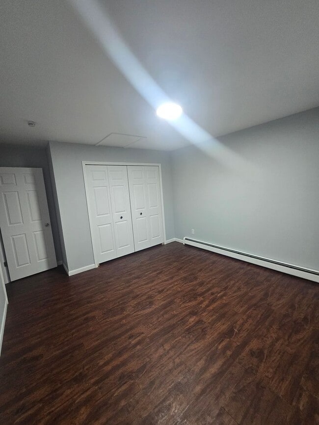 Building Photo - 3245 Ramond St