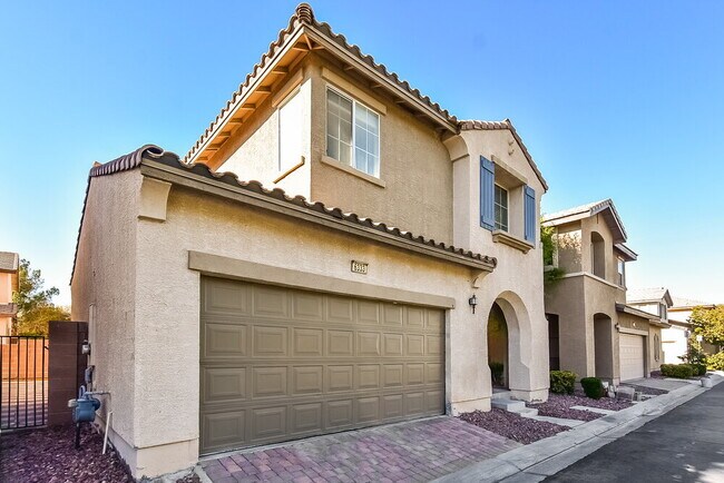 Building Photo - 6333 Blushing Willow St