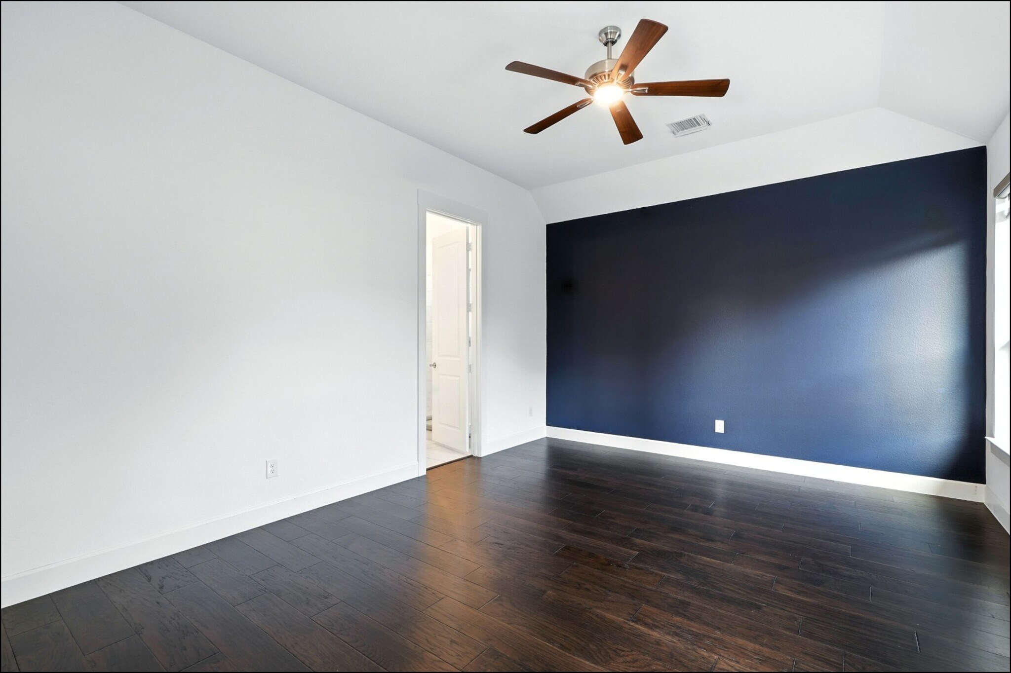 Building Photo - 2284 Bower Ln
