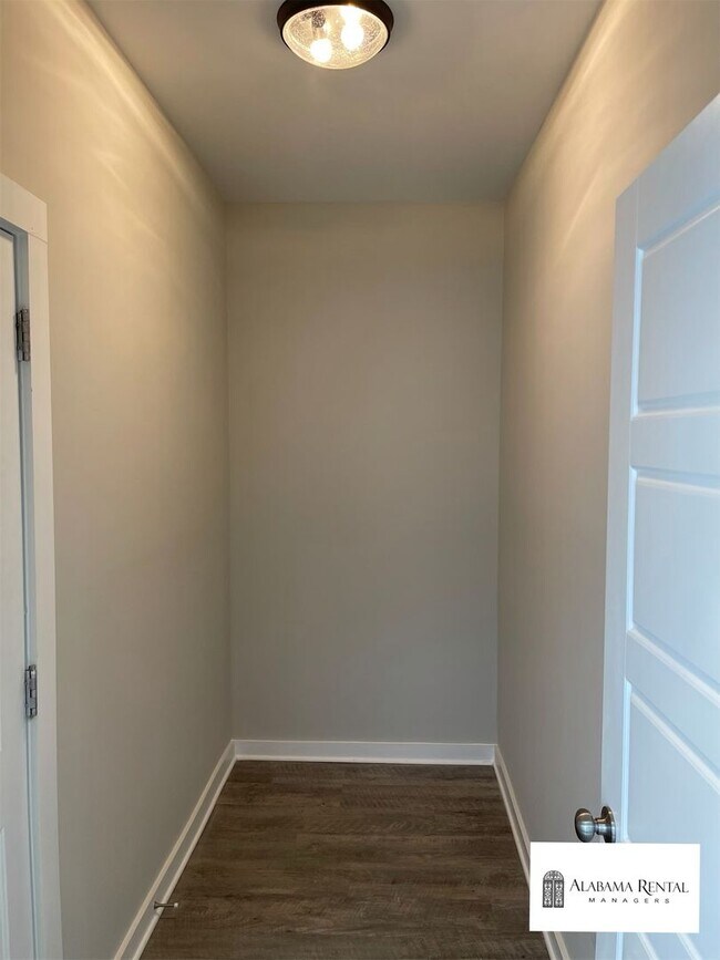 Building Photo - Beautiful Home for Rent in Calera, AL... A...