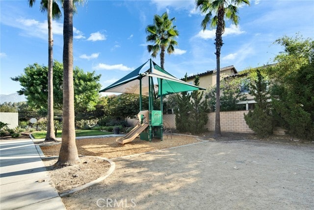 Building Photo - 2904 E Via Fiano