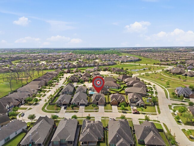 Building Photo - 22515 Bassett Hollow Ln