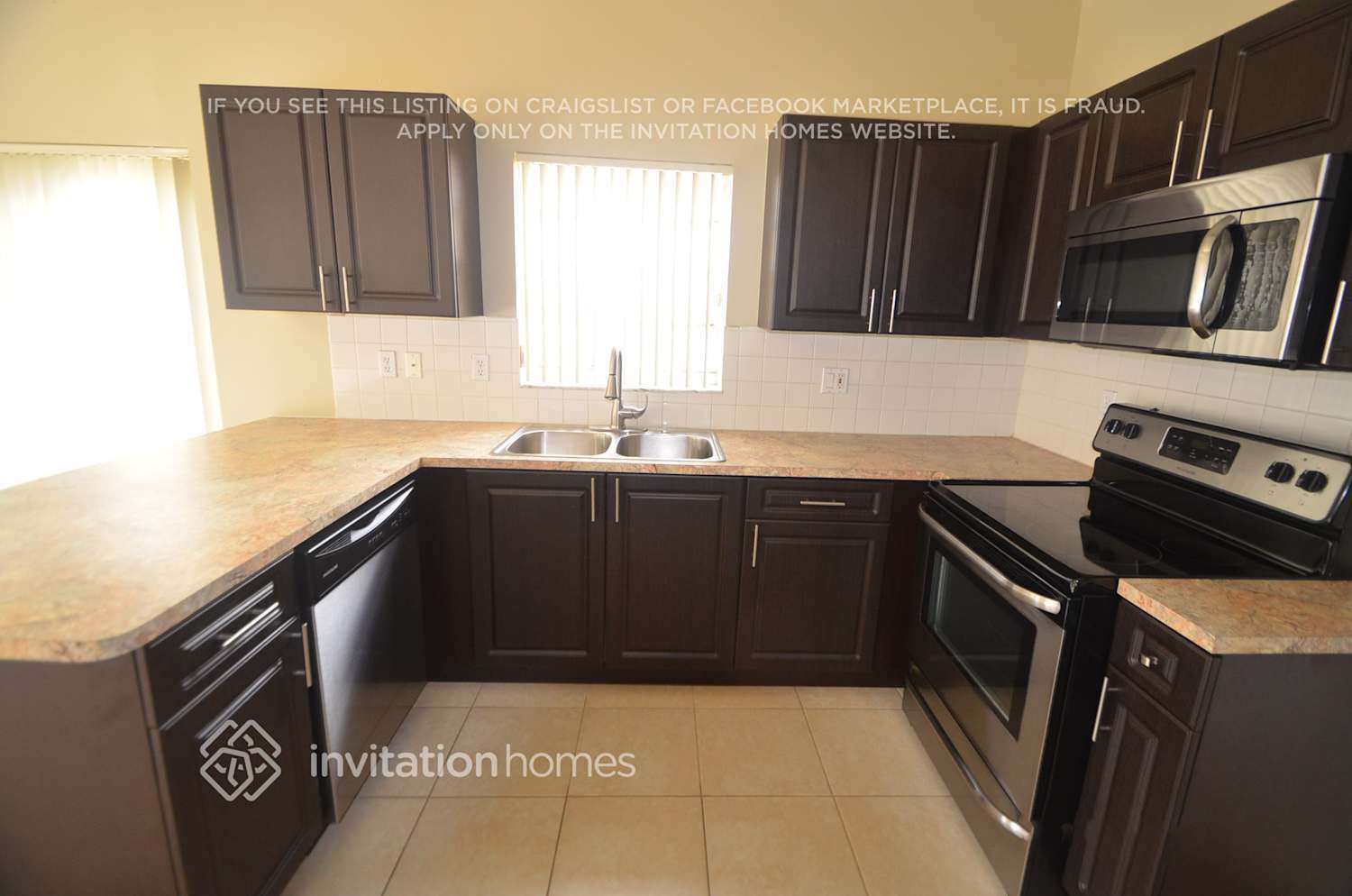 Building Photo - 15440 SW 150th St
