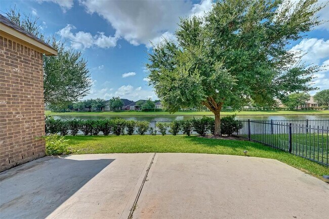 Building Photo - 26243 Crystal Cove Ln