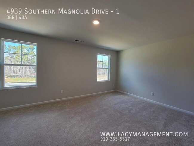 Building Photo - 4939 Southern Magnolia Dr