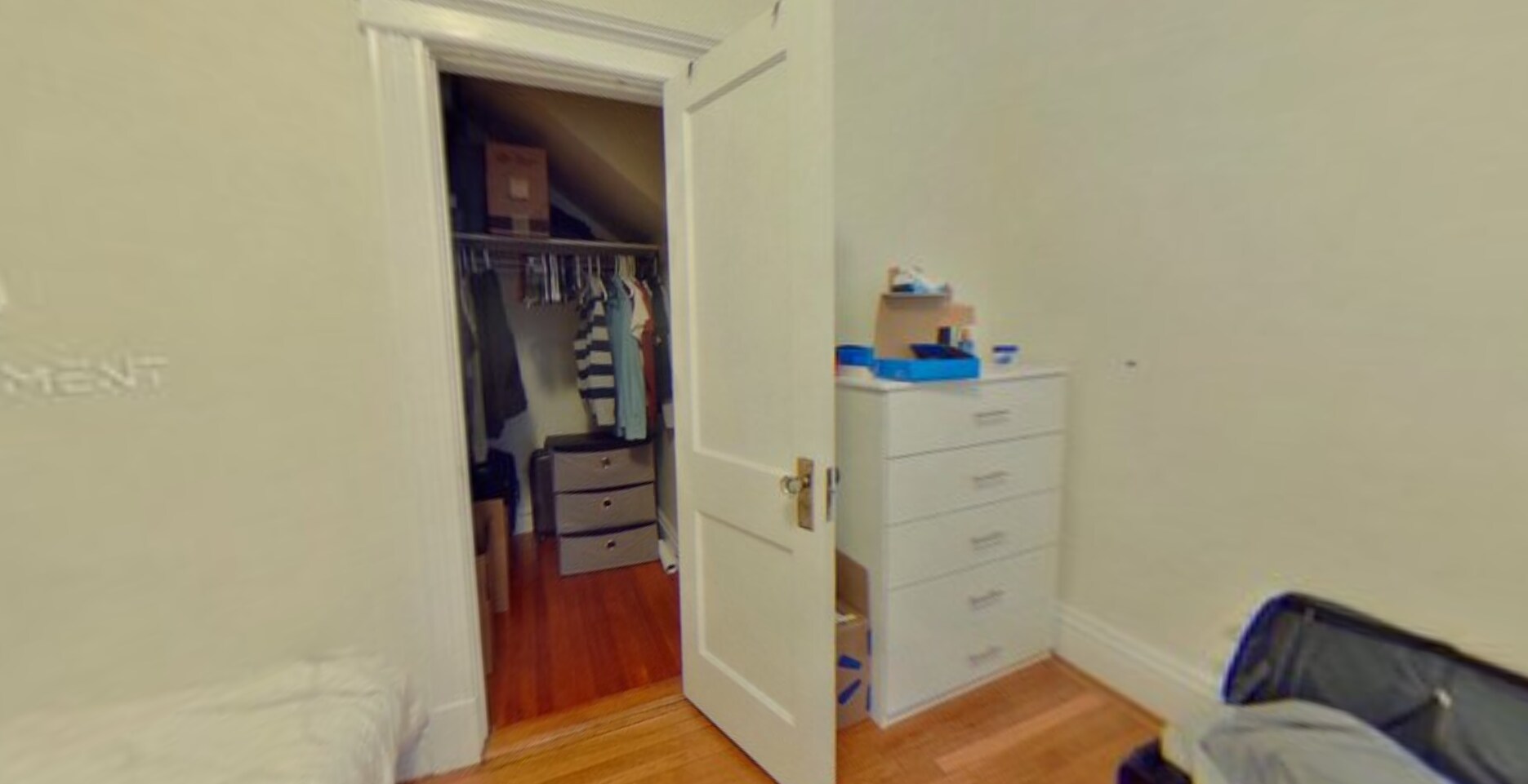 Building Photo - 22 Euston St