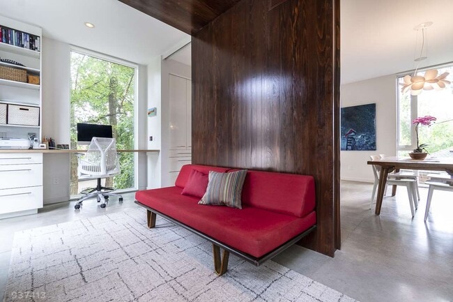 Building Photo - 209 N Prospect Ave