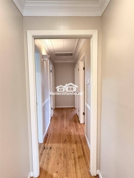 Building Photo - 9506 Carousel Ln