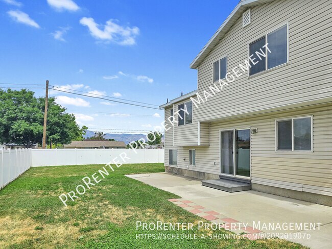 Building Photo - 4409 900 W