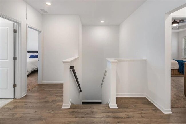 Building Photo - 1740 Wellston Dr