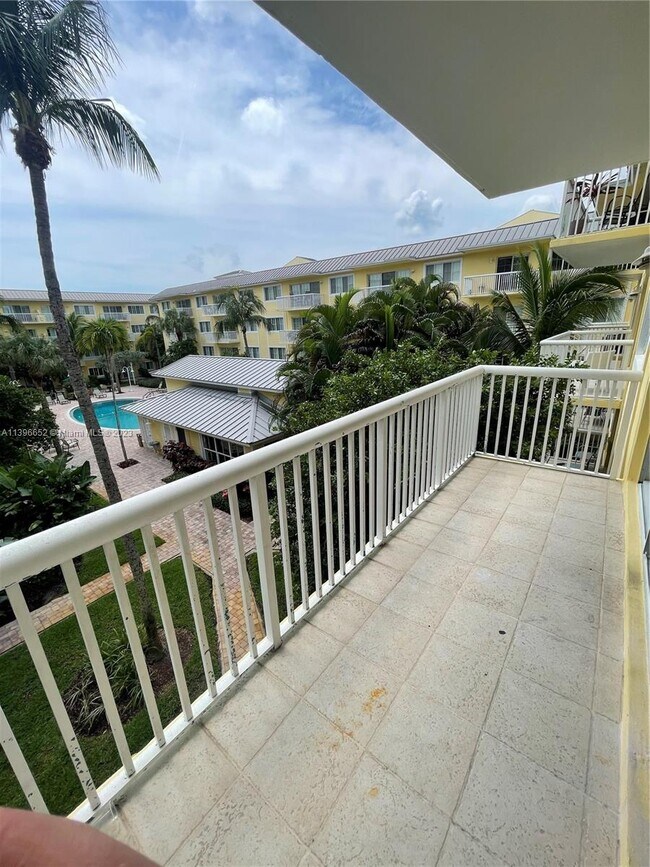Building Photo - 1501 E Broward Blvd