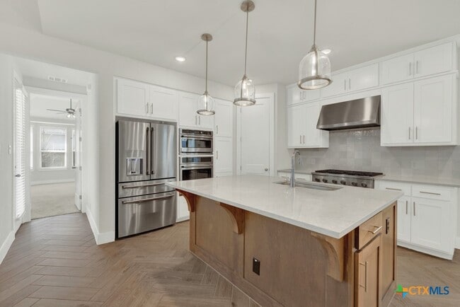 Building Photo - 1031 Lime Gruene