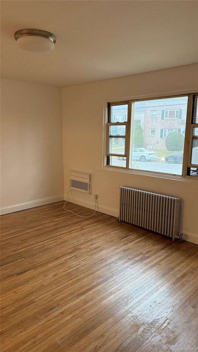 Building Photo - 1003 Rottkamp St