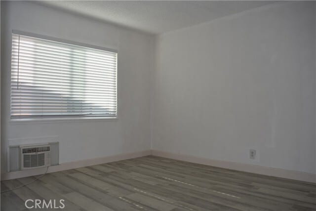 Building Photo - 1454 West Ave