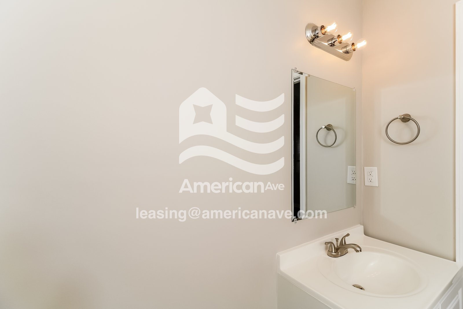 Building Photo - 200 Bob White Ave