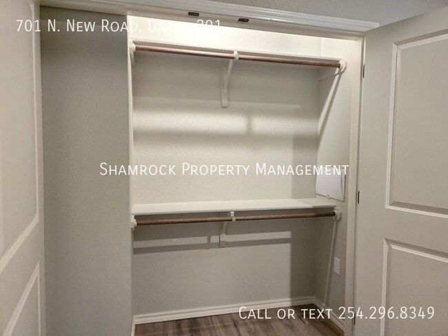 Building Photo - The Courtyard Lofts ~ One Bedroom Apartment