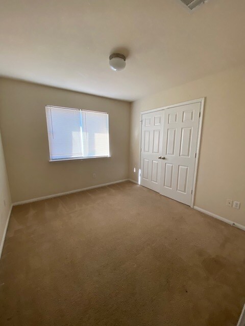 Building Photo - 607 Constellation Dr