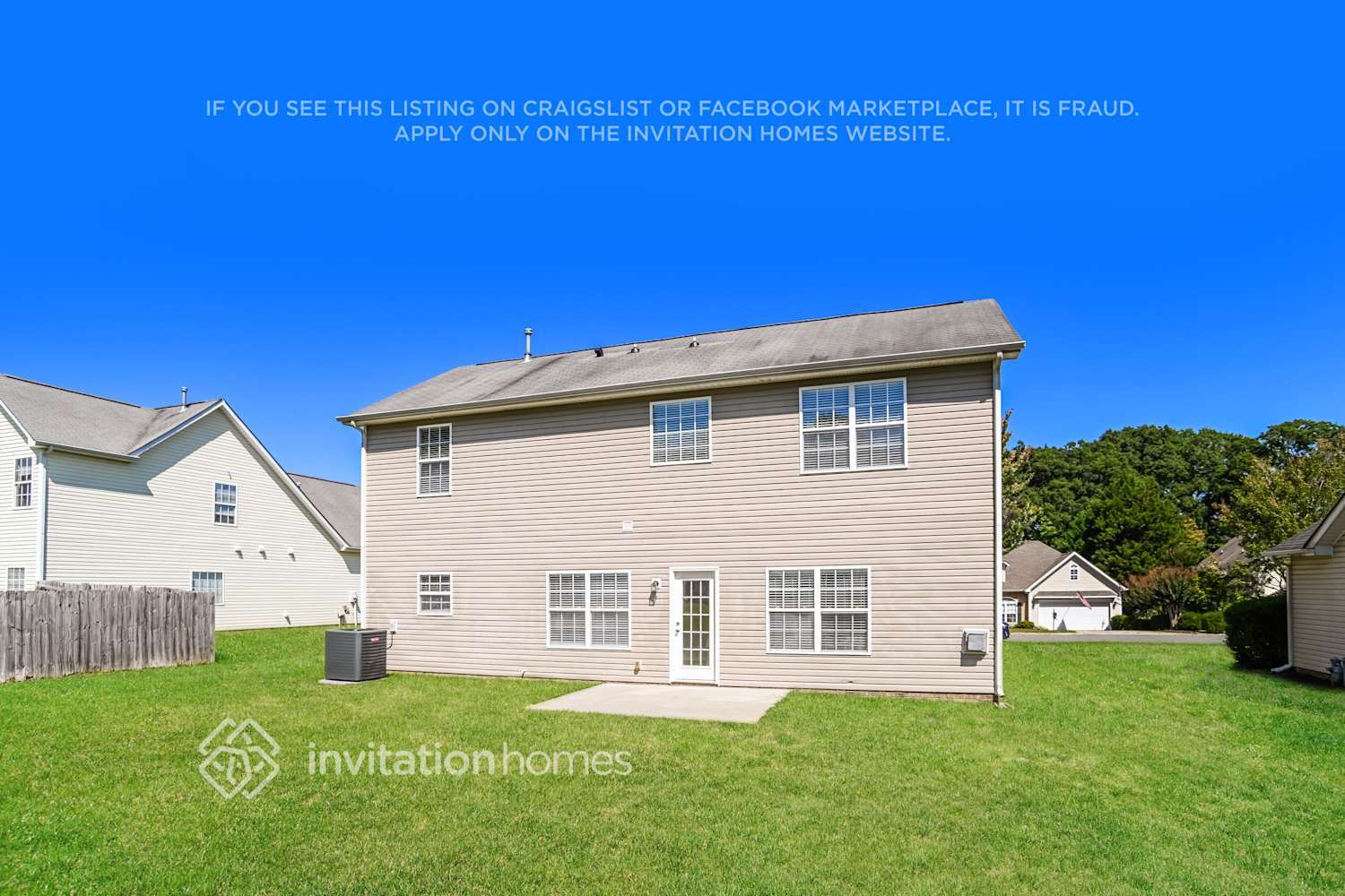 Building Photo - 1004 Oakstone Dr