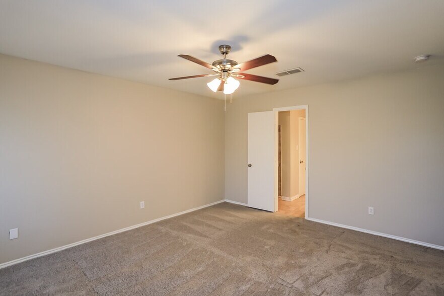 Building Photo - 5800 Magnum Dr