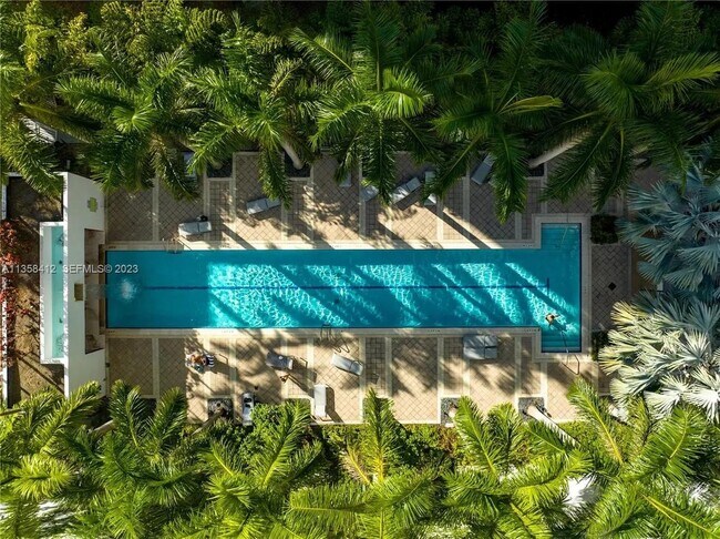 Building Photo - 133 NE 2nd Ave