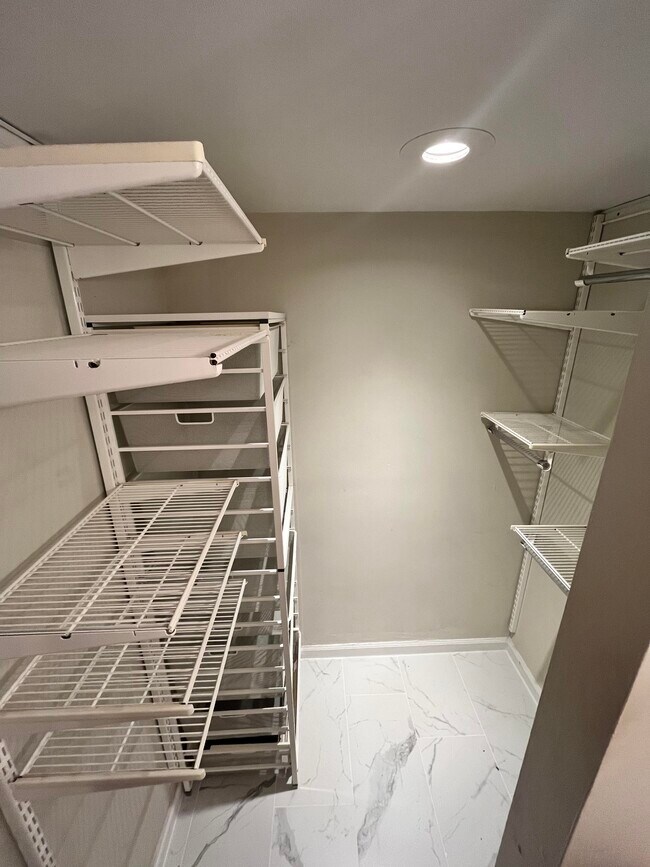 Building Photo - 1756 Corcoran St NW