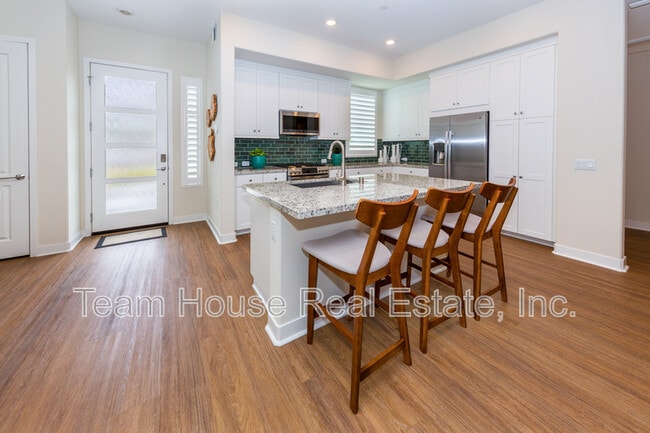 Building Photo - 27466 Mercantile Ct