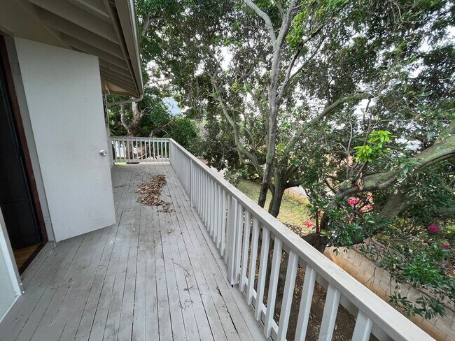 Building Photo - 99-228-228 Aiea Heights Dr
