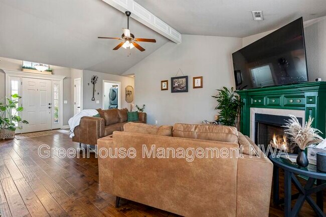 Building Photo - 307 Blair Cir