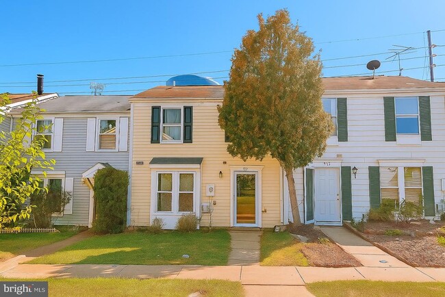 Primary Photo - 532 Riggs Ct