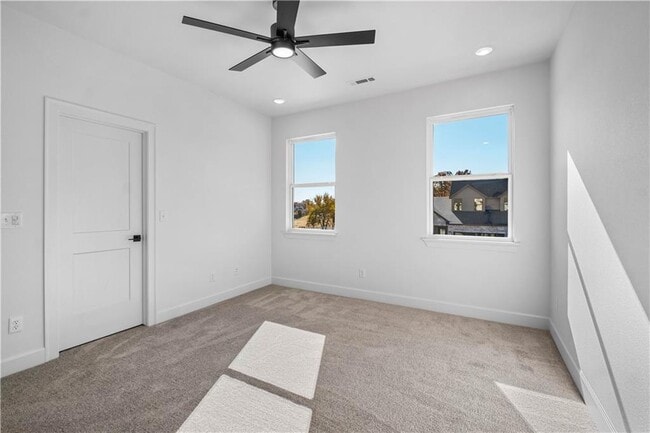 Building Photo - 1810 Peacock Rd