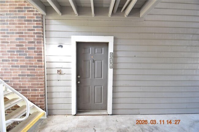 Building Photo - 1400 Gandy Blvd N