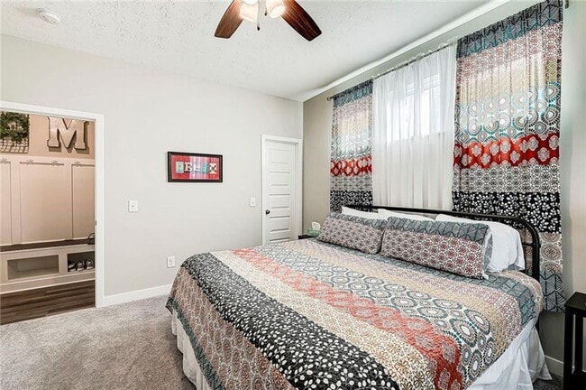 Building Photo - Beautiful 5 BR Home in Brownsburg!