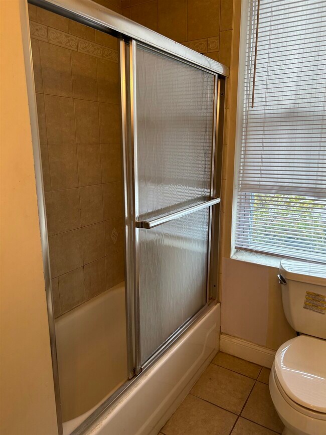 Building Photo - 6608 Polk St