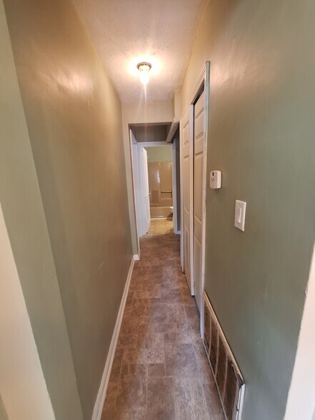 Hallway - 3816 Parthenia Ave