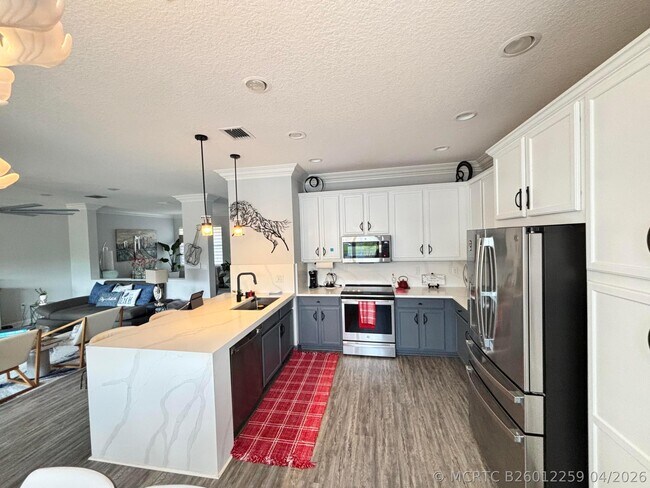 Building Photo - 8219 Calabria Lakes Drive