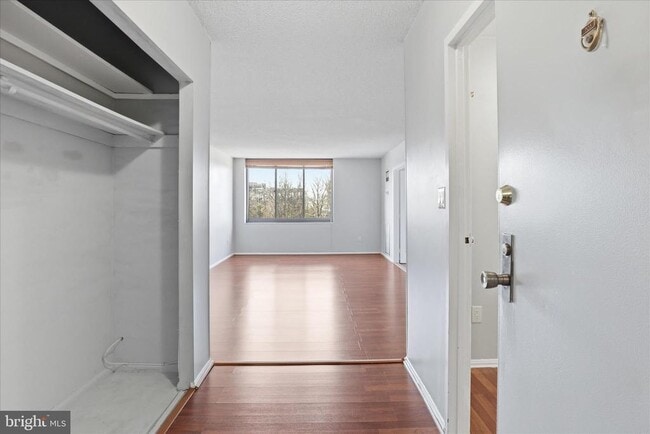 Building Photo - 5500 Holmes Run Pkwy