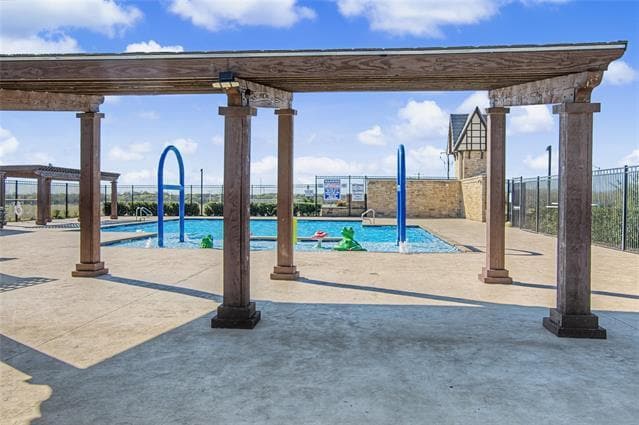 Building Photo - 724 Basteen Ln