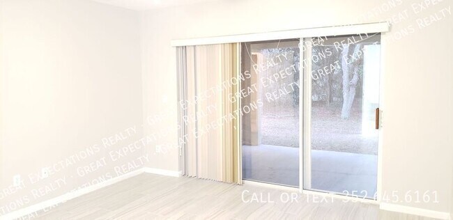 Building Photo - 6499 N Airmont Dr