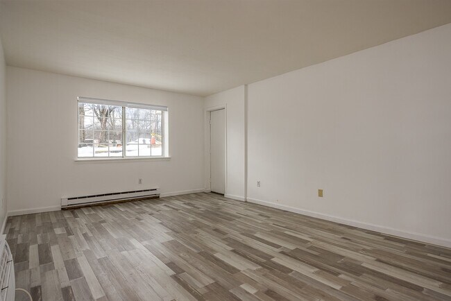 Building Photo - 506 Fox Run Ln