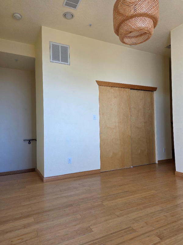 Building Photo - 893 Silver Ave SW