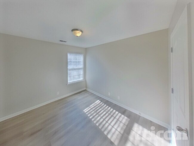 Building Photo - 1110 Nahanee Ct